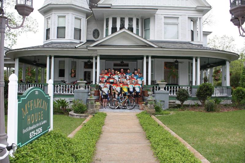 Mcfarlin House Bed And Breakfast