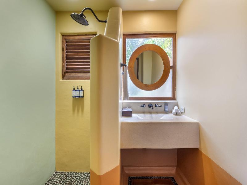 Hilton Grand Vacations Club Zihuatanejo image