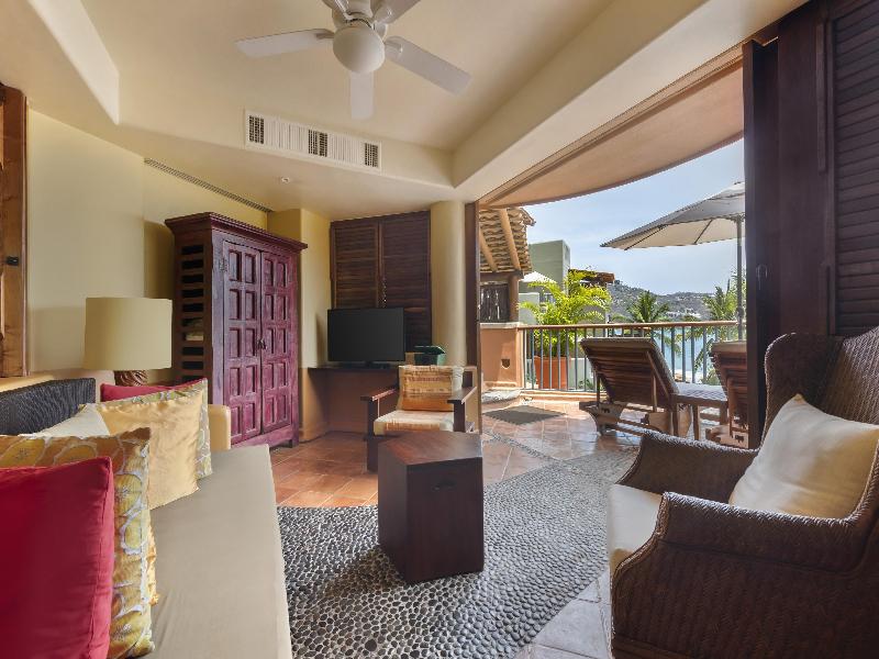 Hilton Grand Vacations Club Zihuatanejo image