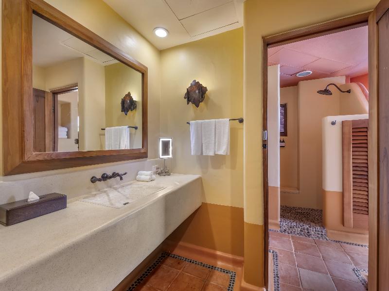 Hilton Grand Vacations Club Zihuatanejo image