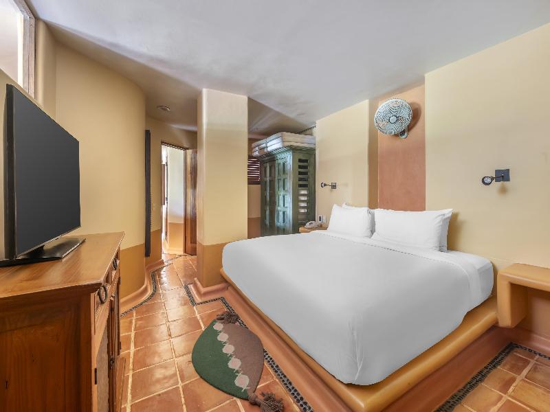 Hilton Grand Vacations Club Zihuatanejo image