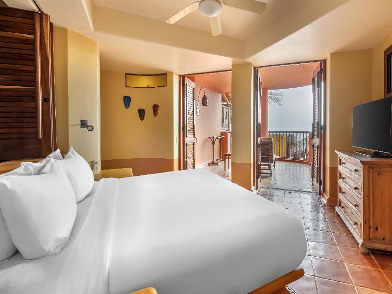 Hilton Grand Vacations Club Zihuatanejo image