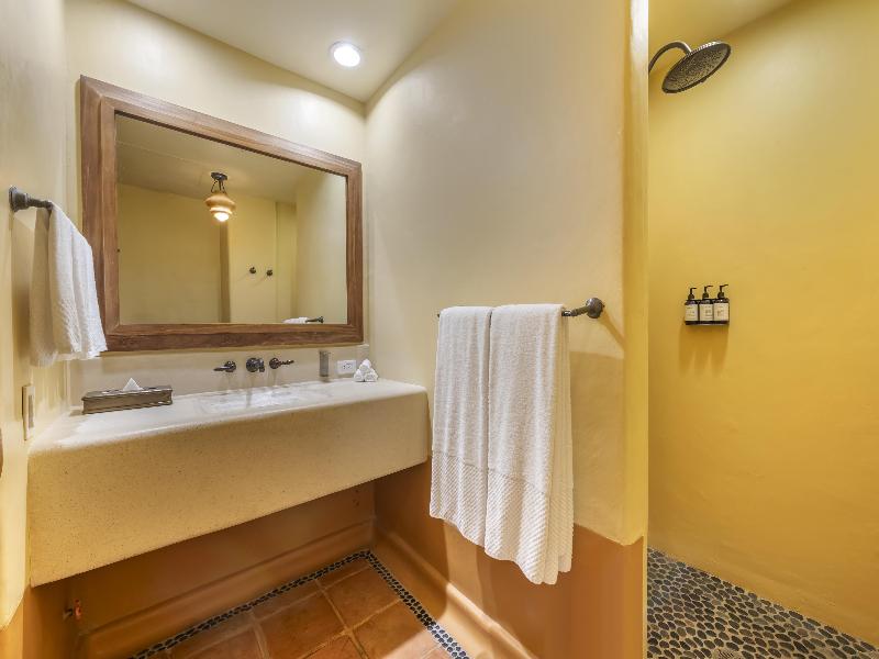 Hilton Grand Vacations Club Zihuatanejo image