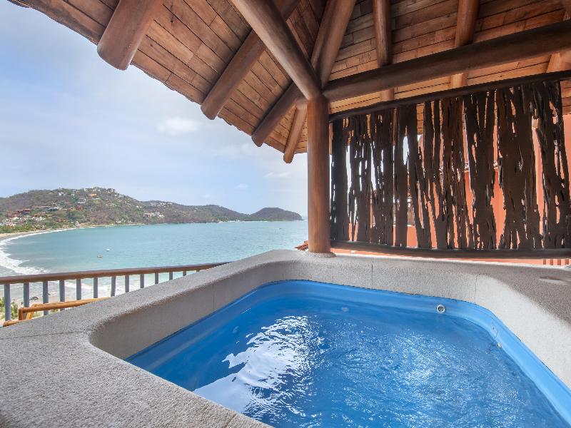 Hilton Grand Vacations Club Zihuatanejo image