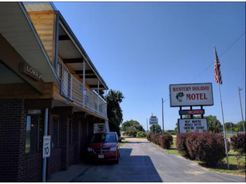 Love Hotels Western Holiday by — exterior view