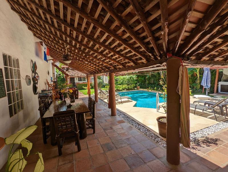 Villa Botero By Casa Mojito Bed And Breakfast image