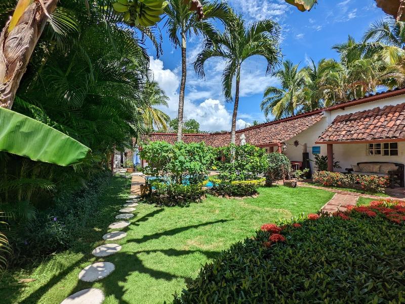 Villa Botero By Casa Mojito Bed And Breakfast image