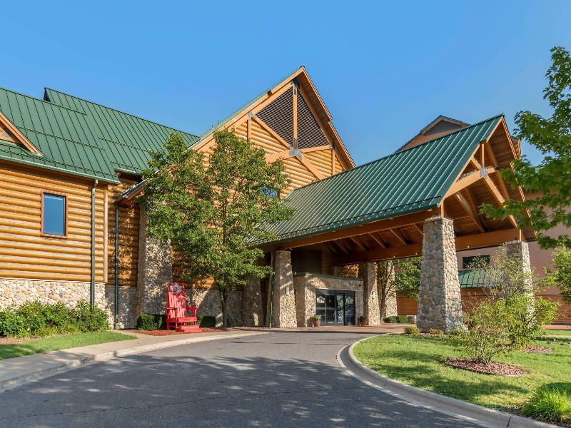 Three Bears Resort image