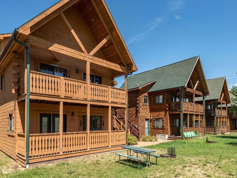 Three Bears Resort image