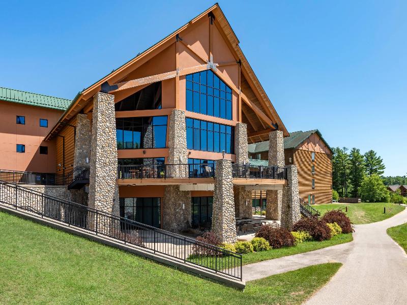 Three Bears Resort image