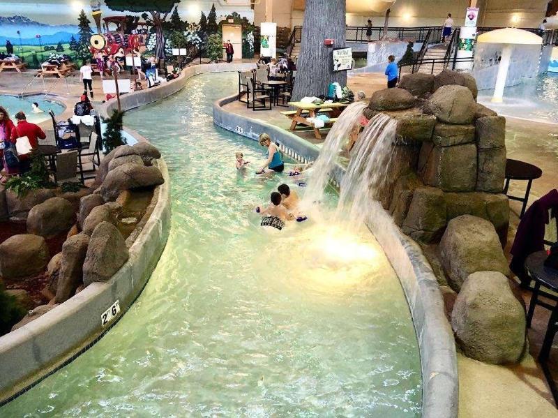 Three Bears Resort image