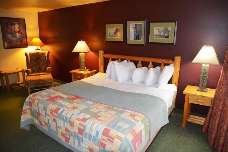 Three Bears Resort image