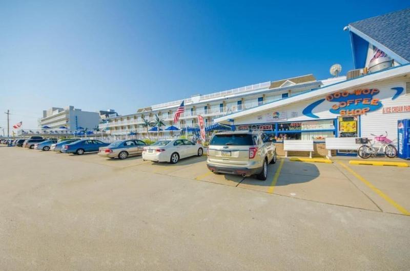 Tangiers Motel image