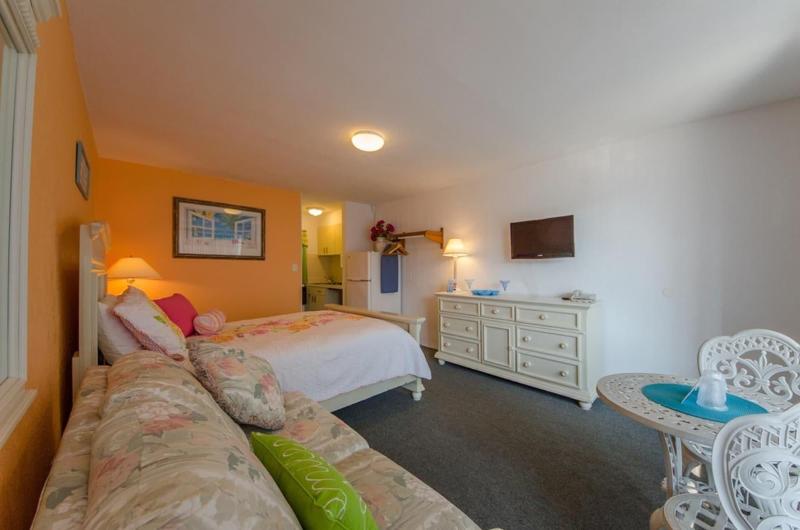 Tangiers Motel image