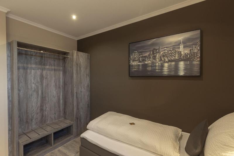 Mey Hotel image