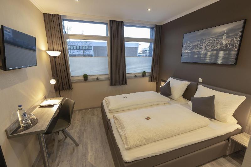 Mey Hotel image