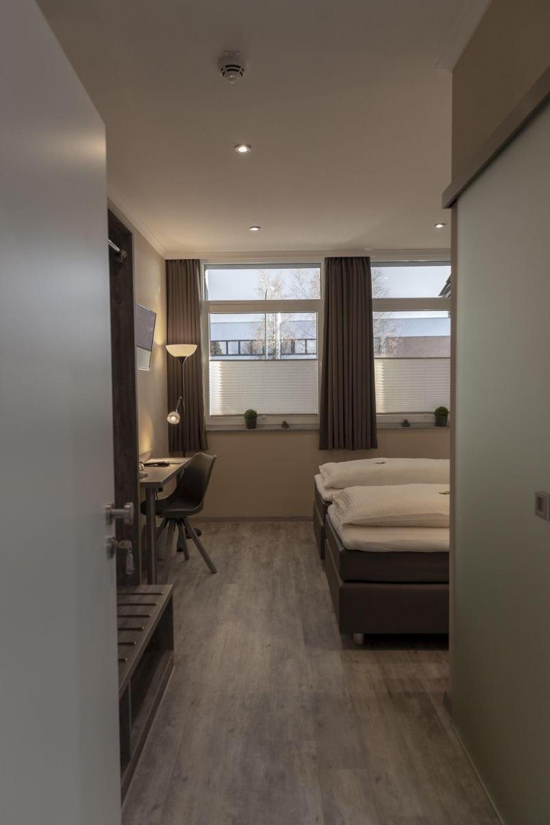 Mey Hotel image