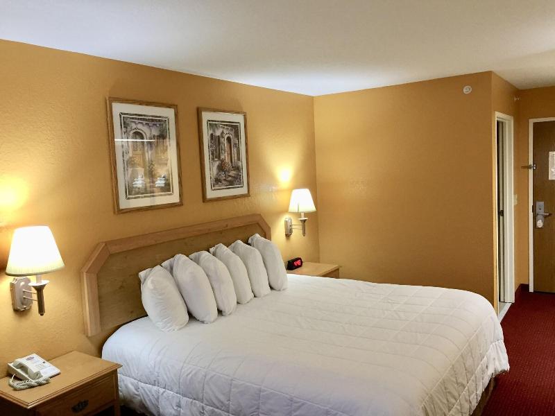 Parkfield Inn image