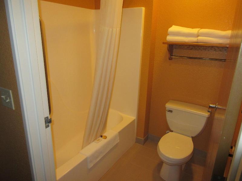 Parkfield Inn image