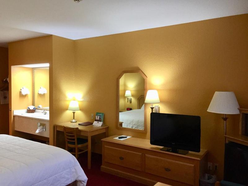 Parkfield Inn image