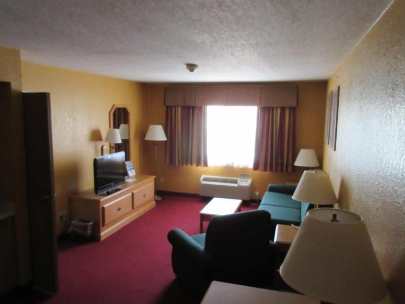 Parkfield Inn image