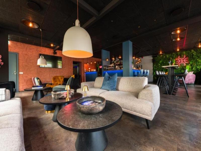 Centrum Hotel image