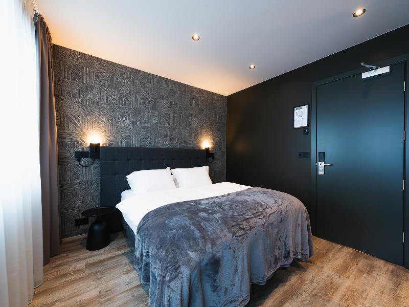 Centrum Hotel image