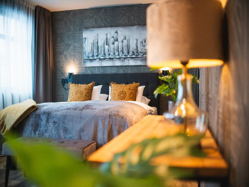 Centrum Hotel image