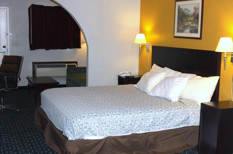 Express Inn And Suites Trion
