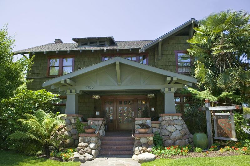 Blackbird Inn image