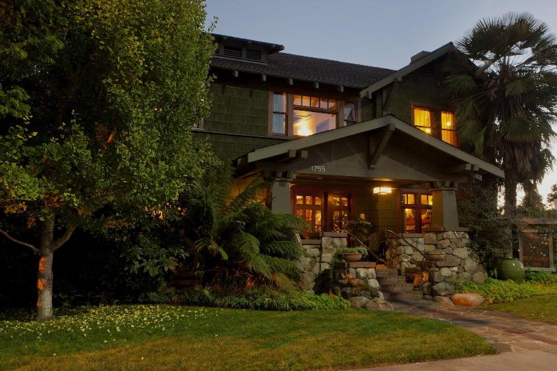 Blackbird Inn image
