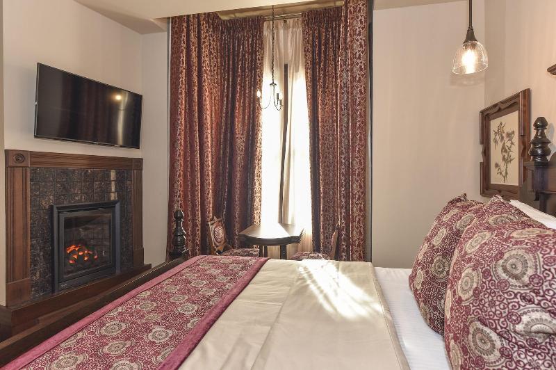 Blackbird Inn image