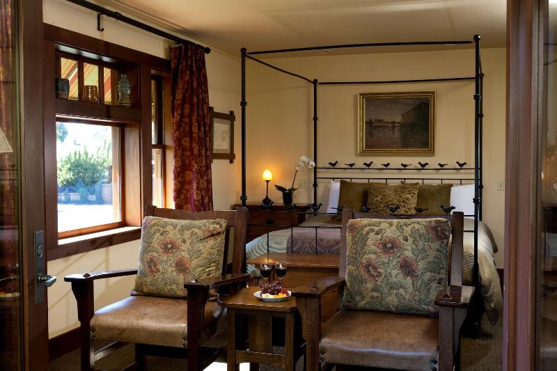 Blackbird Inn image
