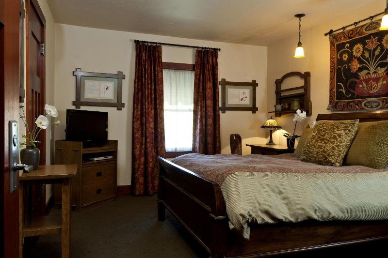 Blackbird Inn image