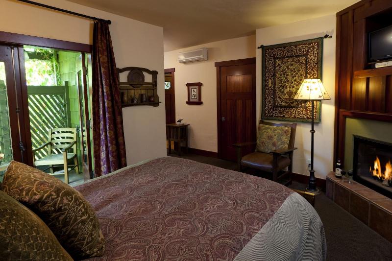 Blackbird Inn image