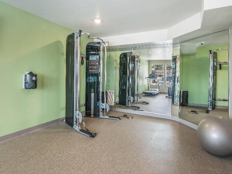 Woodspring Suites Chicago Midway image