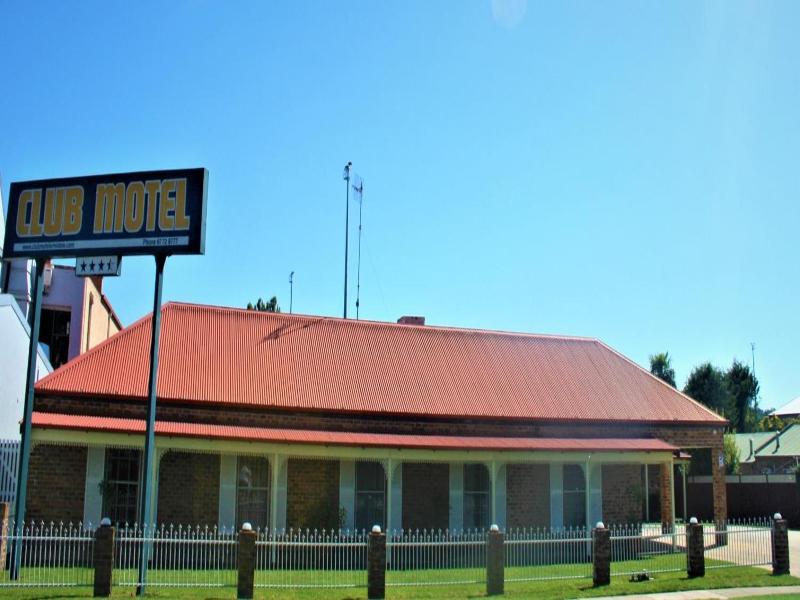 Club Motel Armidale image