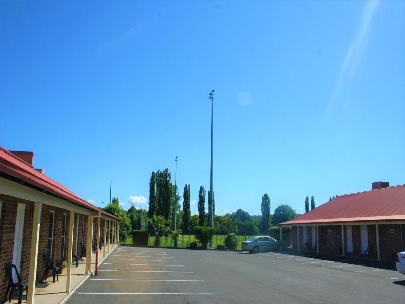 Club Motel Armidale image