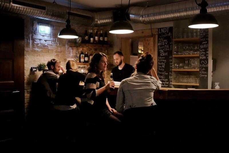 Hostel Multitude image