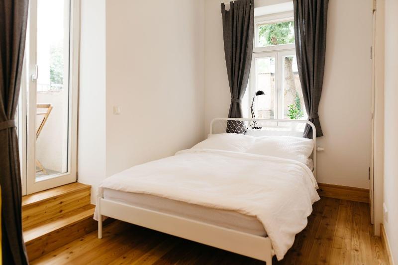 Hostel Multitude image