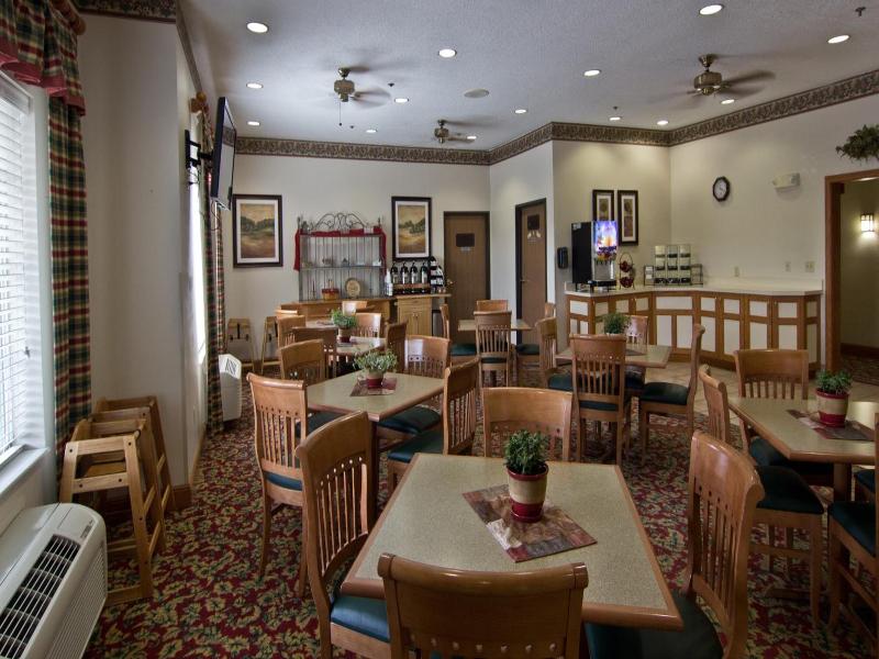Coshocton Village Inn And Suites image