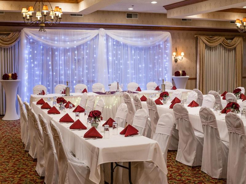 Coshocton Village Inn And Suites image