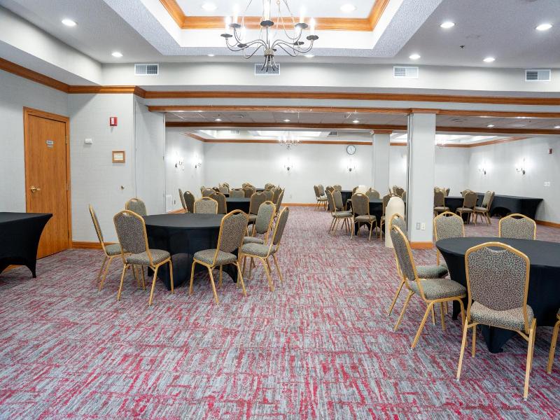 Coshocton Village Inn And Suites image