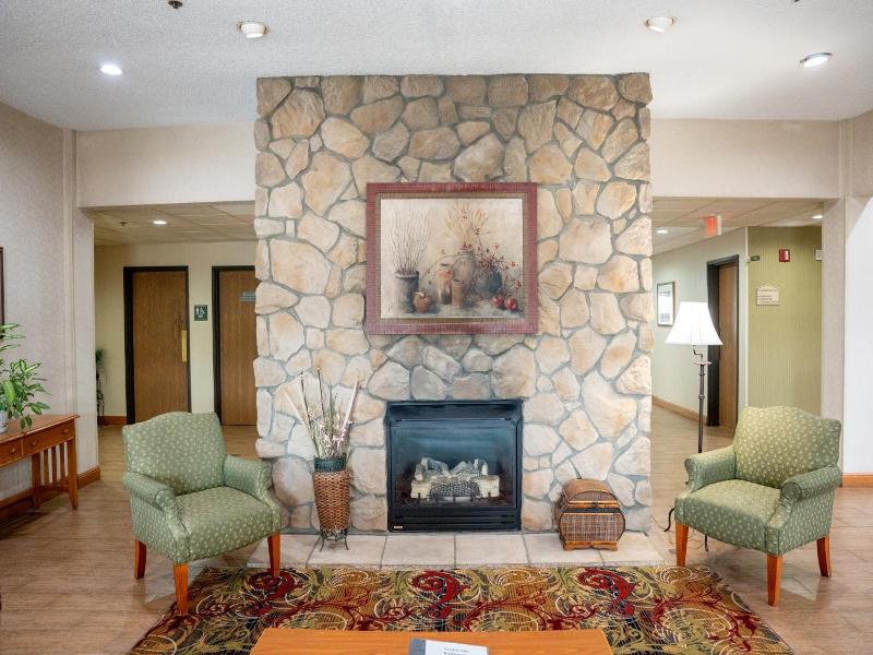 Coshocton Village Inn And Suites image