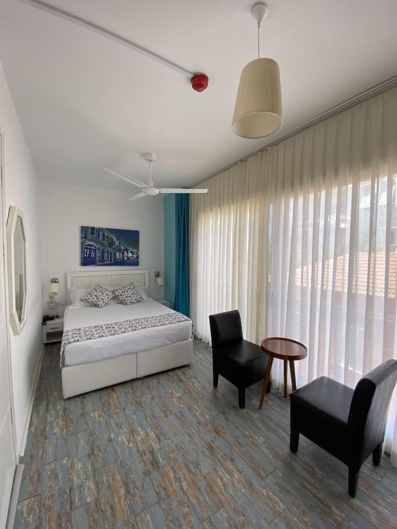 Larimar Boutique Hotel image