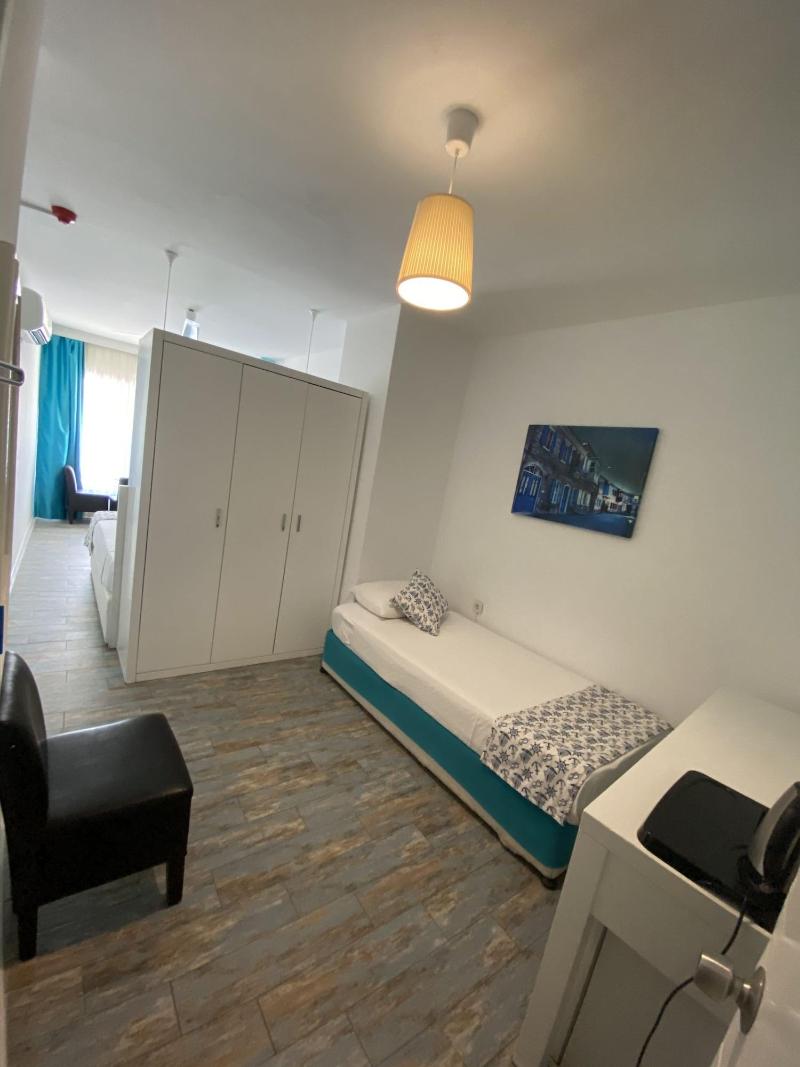 Larimar Boutique Hotel image