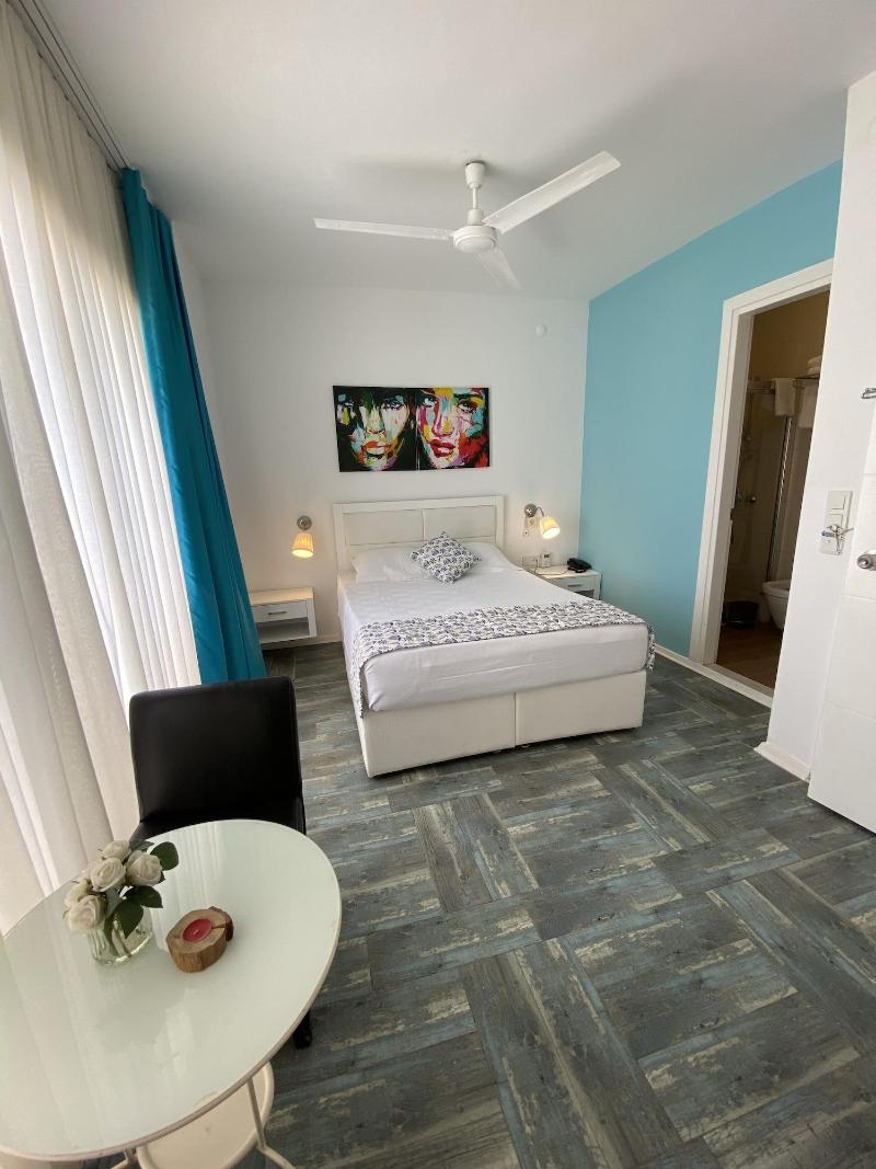 Larimar Boutique Hotel image