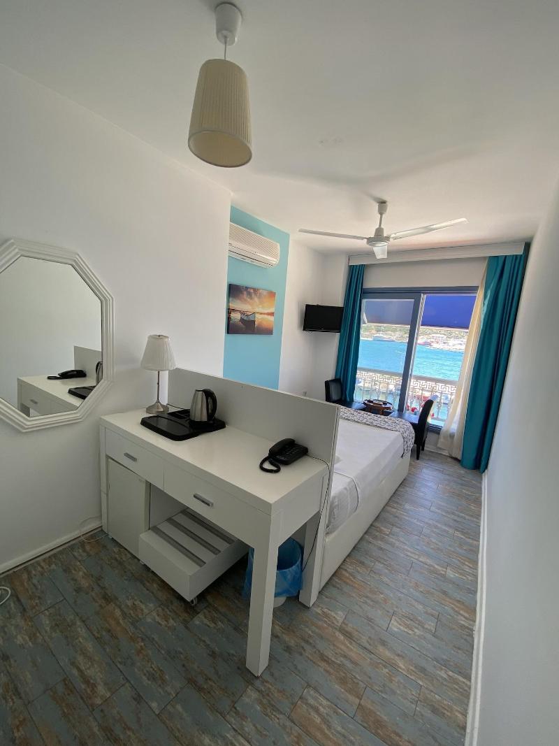 Larimar Boutique Hotel image