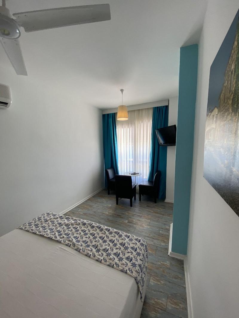 Larimar Boutique Hotel image