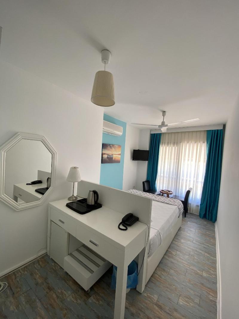 Larimar Boutique Hotel image